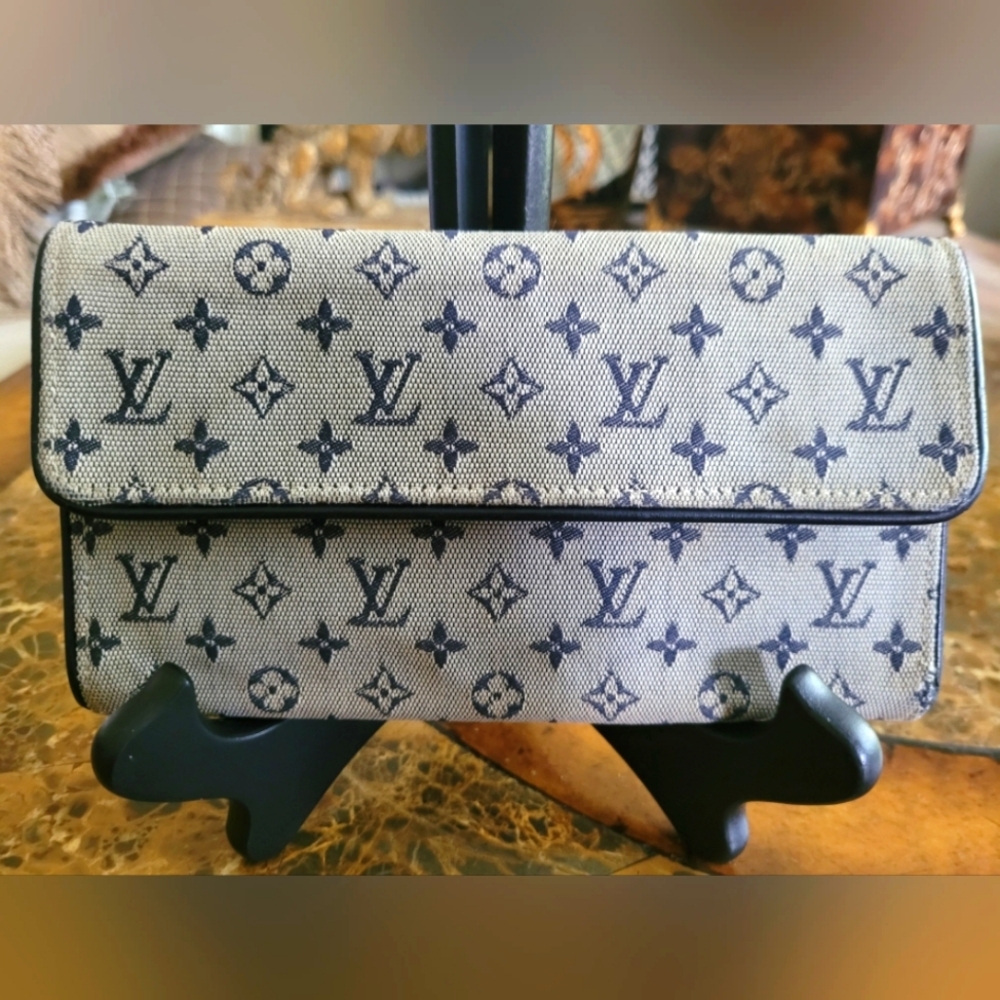 Louis Vuitton Mini Lin Monogram Canvas Wallet - Picture 1 of 8